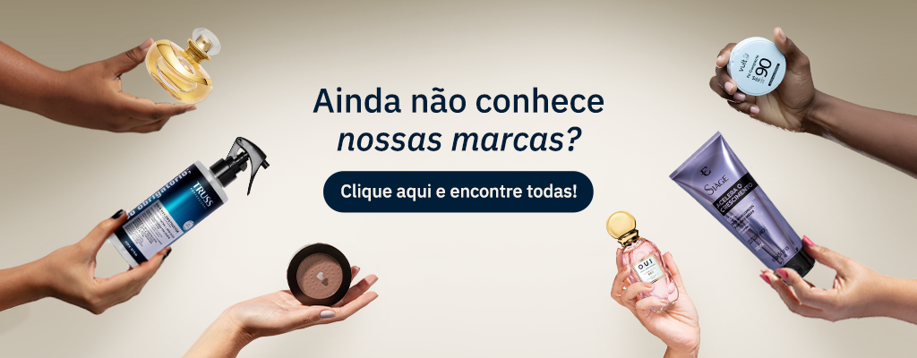 banner com diversos produtos de várias marcas do Grupo Boticário dispostos e no centro a frase "Ainda não conhece nossas marcas? Clique aqui e encontre todas".